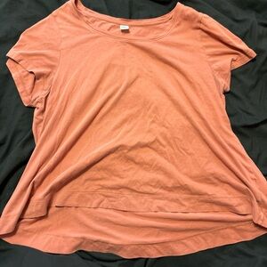 Old navy tee